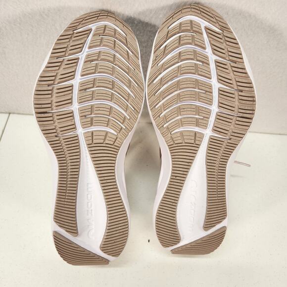 Nike Zoom Winflo 7 Running Sneaker Barely Rose/Bronze-Stone Mauve Size 8.5 NWOT - Picture 11 of 12